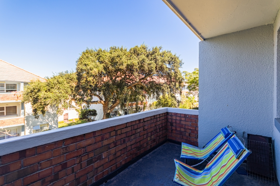 1 Bedroom Property for Sale in Kenilworth Western Cape